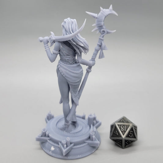 Kadna Glyndrel - Drow Moon Priestess