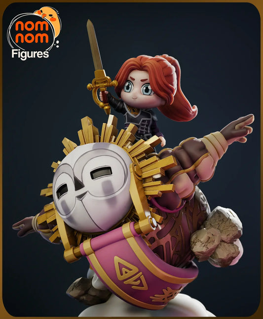 Side angle of Chibi Esquie collectible miniature