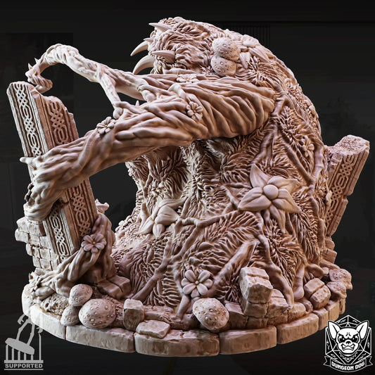 Side view of Tendriculos resin miniature showing tangled vines, thorns and 75mm terrain base