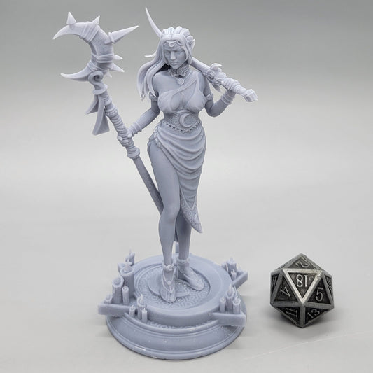 Kadna Glyndrel - Drow Moon Priestess