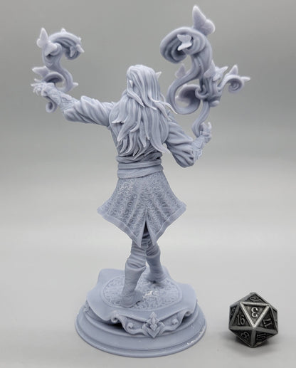 Thalorad Goldhand Elven Sorcerer Miniature | 32mm & 75mm Scale | DM Stash
