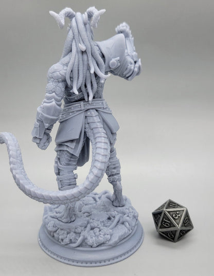 Vaakrin Steeljaw Black Dragonborn Fighter | 32mm & 75mm Resin Miniature | DM Stash
