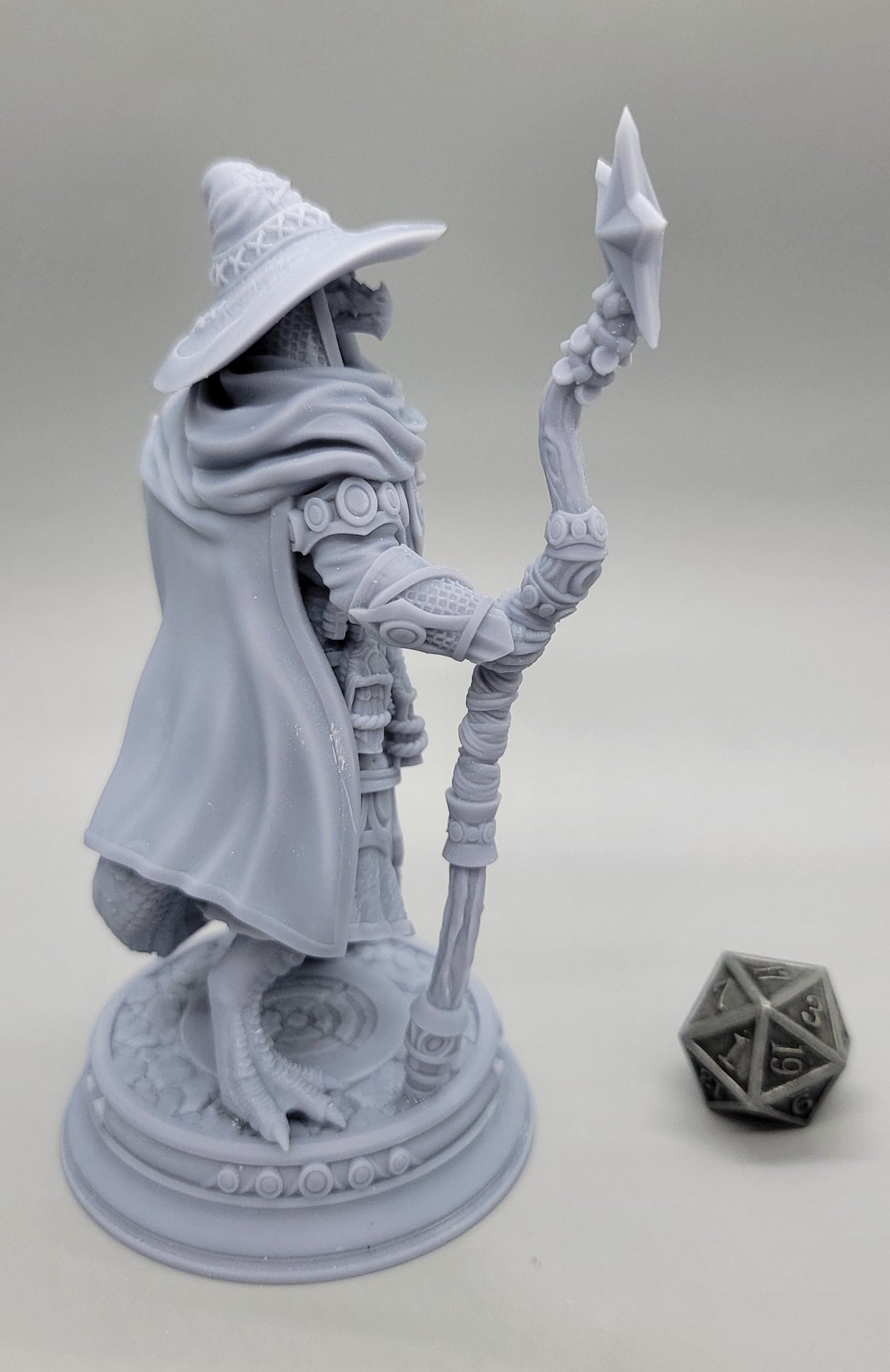 Ozmandi Starborn Silver Dragonkin Sorcerer | 32mm & 75mm Resin Miniature | DM Stash
