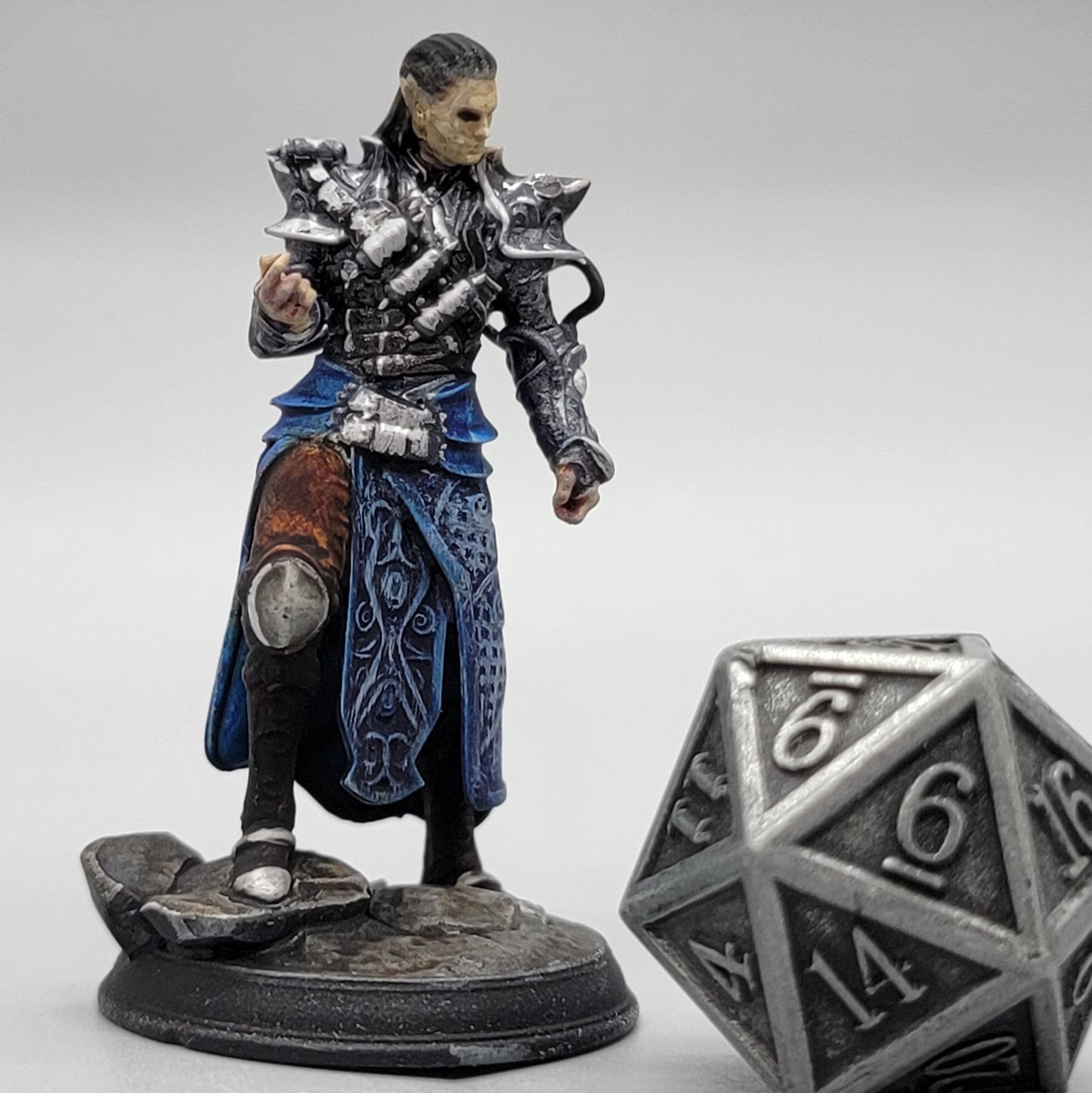 Netros of House Verani - Arcane Artificer Resin Miniature