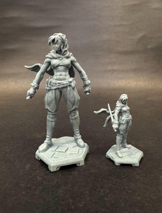 Moriah thief fantasy miniature front view 32mm and 75mm scale