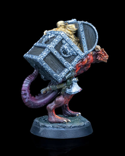 Painted Dragonfolk miniature carrying a treasure chest full of loot