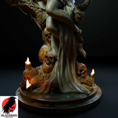 The Lady of the Crypt Miniature – Fantasy Resin Display Model (SFW)