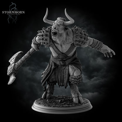 Minotaur resin miniature 32mm and 75mm scale fantasy monster figure with double axe and spiked armor – D&K Custom Prints