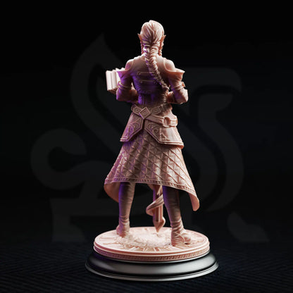 Proctor Synthelia -  Elf Fighter