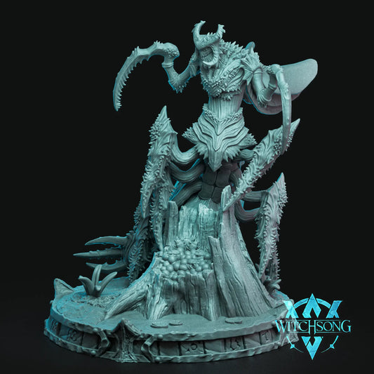 Full display render of the Swarm Matriarch standing atop a detailed base with clawed limbs extended
