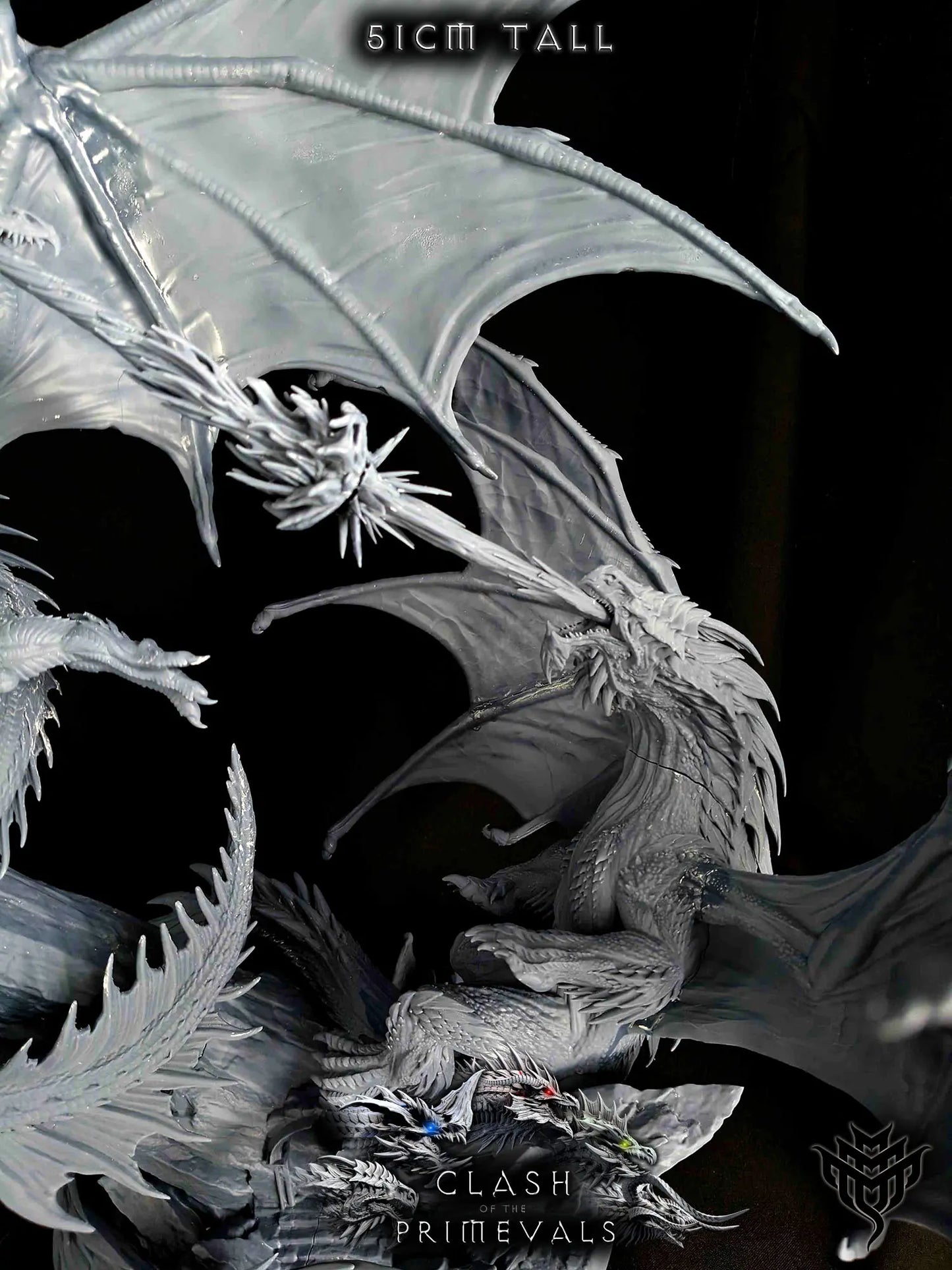 Elder Red Dragon vs Elder White Dragon Fight Diorama