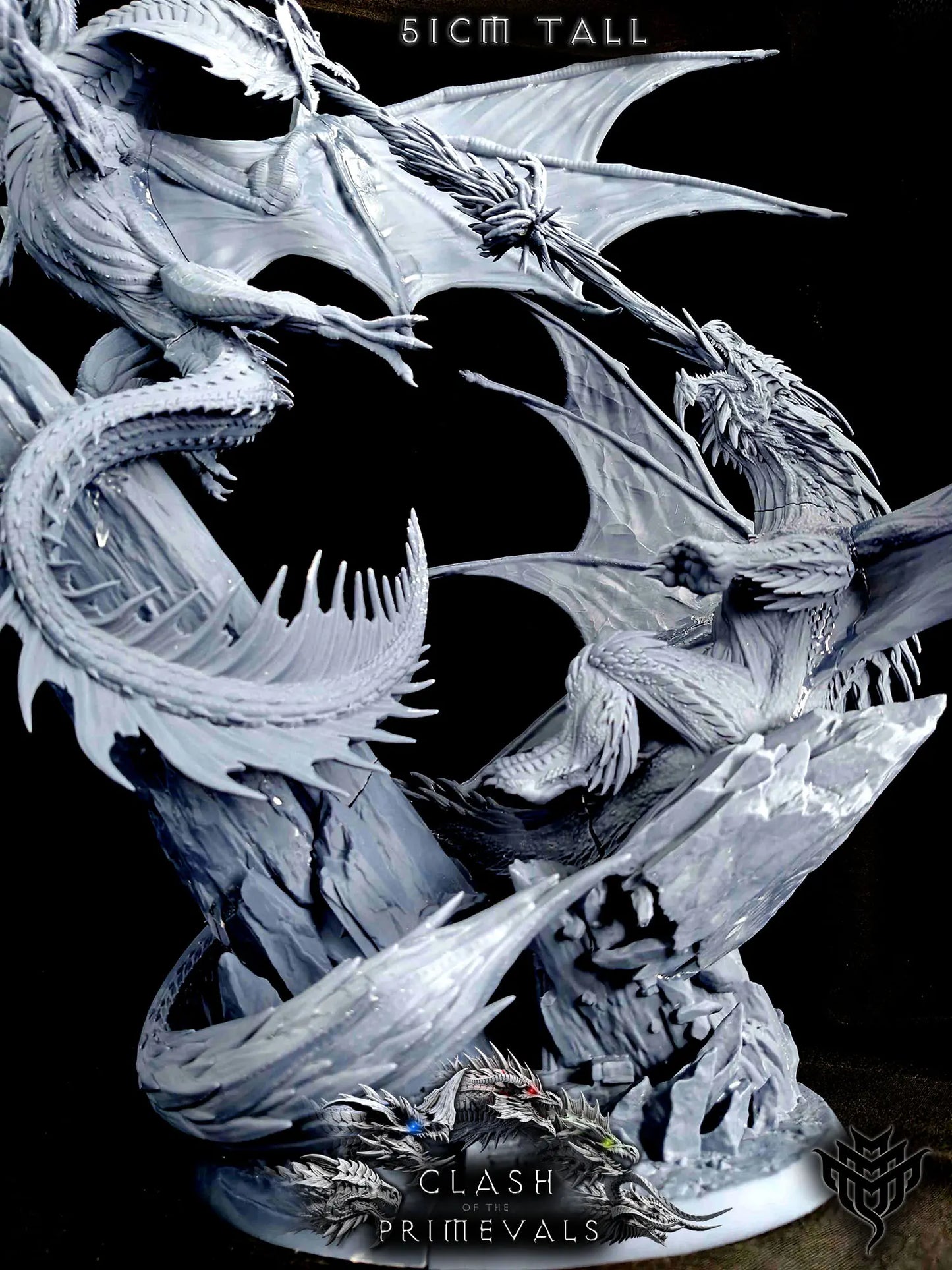 Elder Red Dragon vs Elder White Dragon Fight Diorama