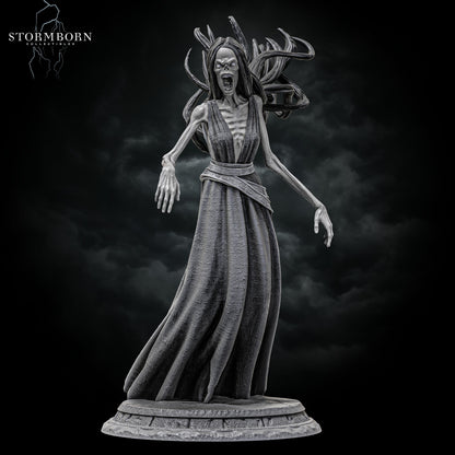 Hero front view of the screaming Banshee resin miniature with wild floating hair by Stormborn Collectibles.
