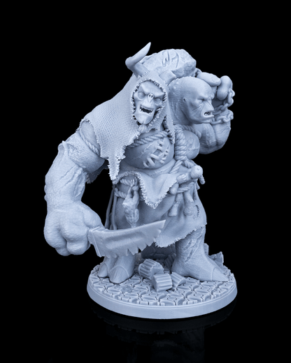 Brugtilda the Bloated two-headed giant resin miniature by Artificers Mini holding a serrated cleaver blade.