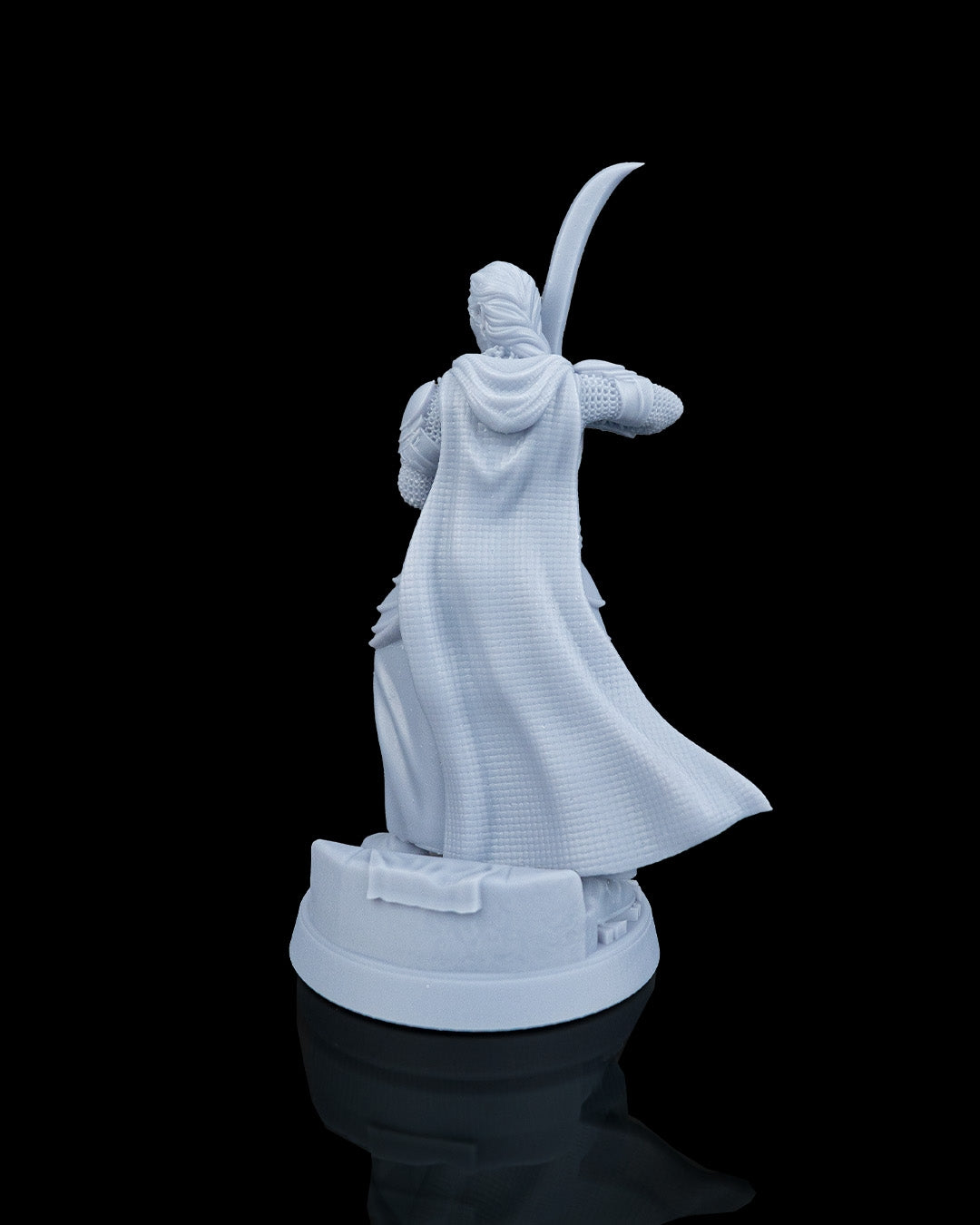 Rear view of the Enforcer Elven Warrior miniature highlighting the finely textured hooded cloak.