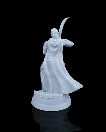 Rear view of the Enforcer Elven Warrior miniature highlighting the finely textured hooded cloak.