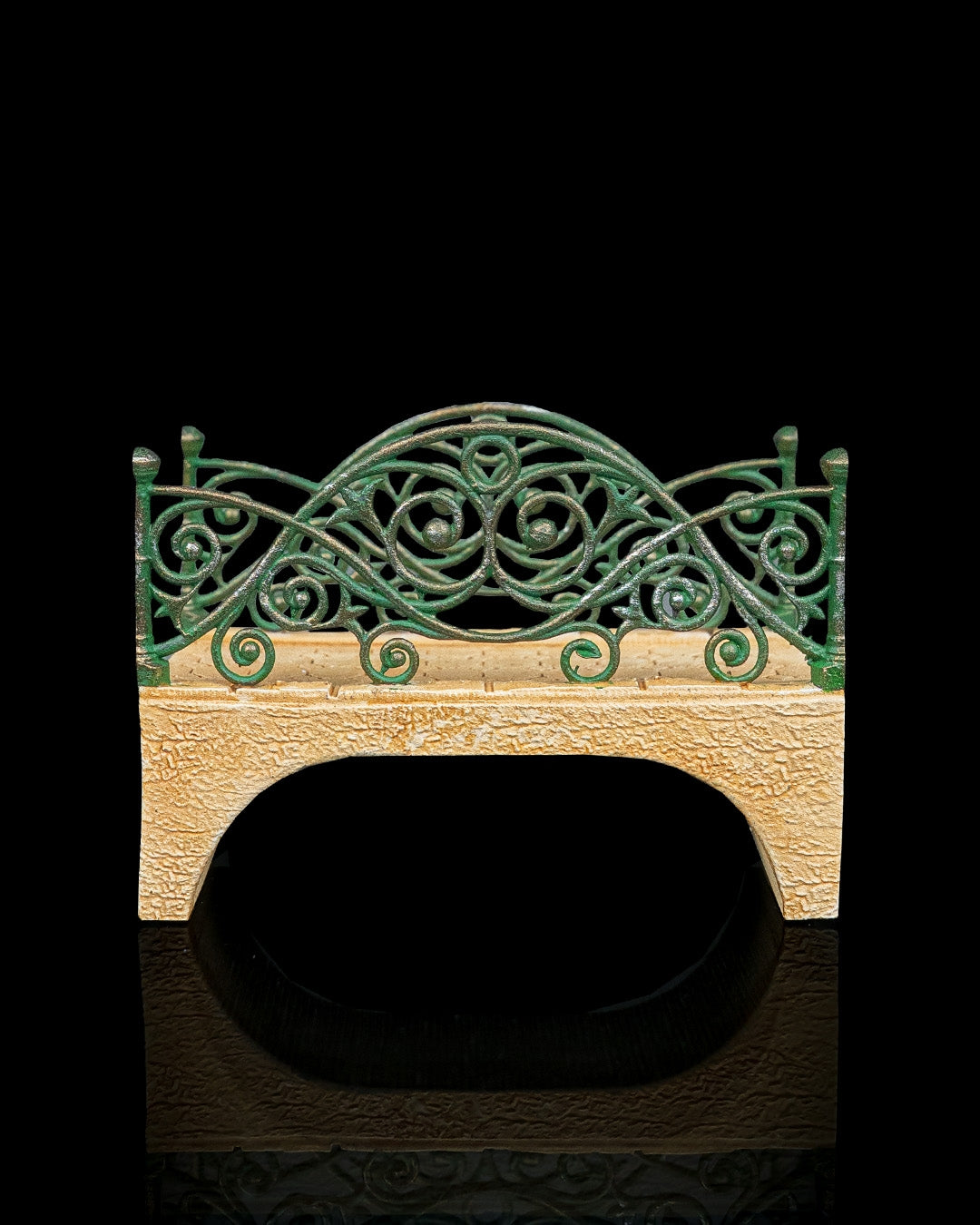 Mid-section piece for elven bridge resin miniature with the arch.