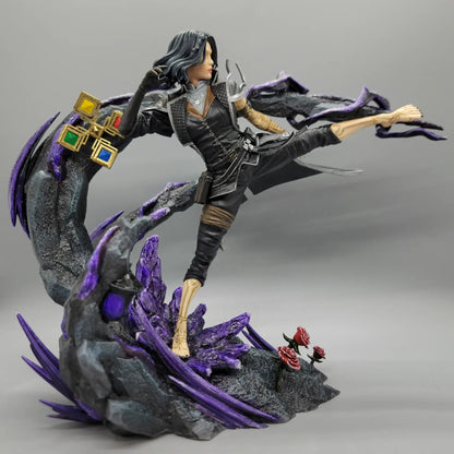 Side action pose of Lune from Clair Obscur Expedition 33, hand painted resin statue