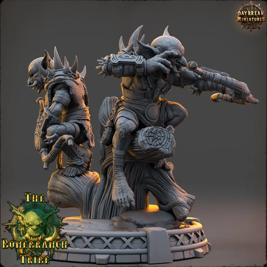 Mizzik and Hazza Skulker Goblin Rogues posed back-to-back with ranged and close-combat weapons.