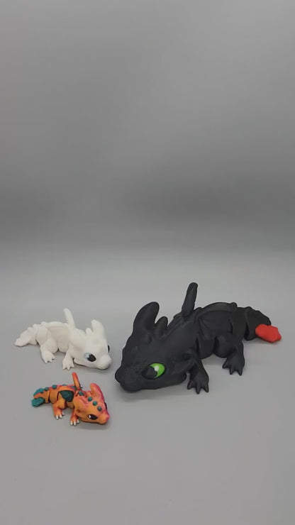 Juguete o llavero de mariposa Wyvern: impreso en 3D, articulado, tamaños pequeño y grande