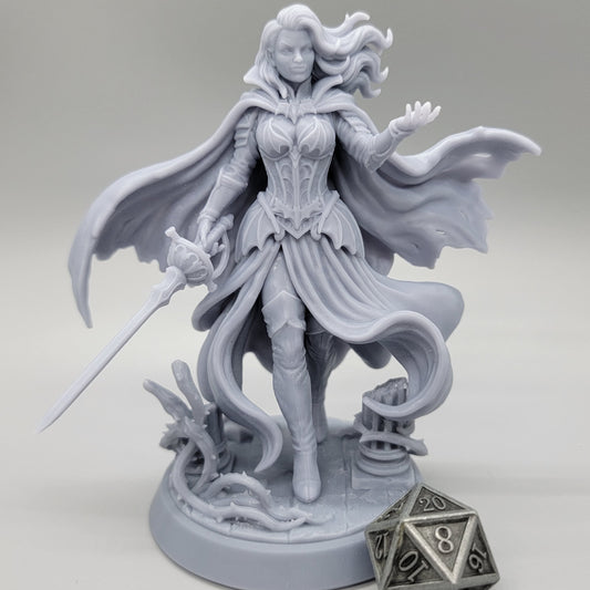 Vampire Swordswoman – Dhampir Fighter
