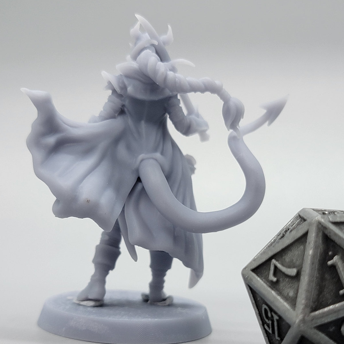 Sword Siren - Tiefling Fighter Rogue